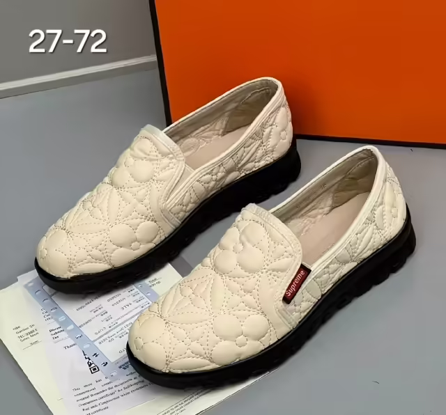 Женские мокасины