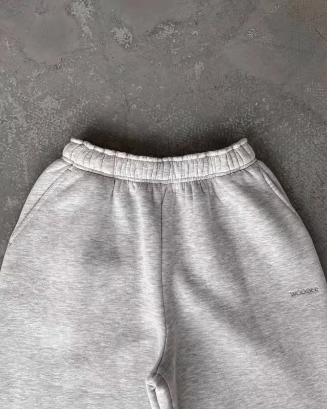 Спортивные женские штаны