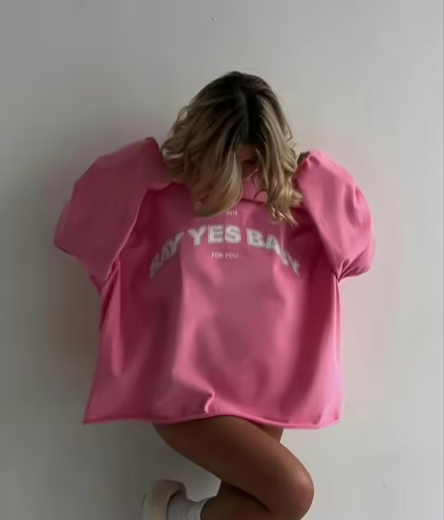 Яркие женские лонгсливы