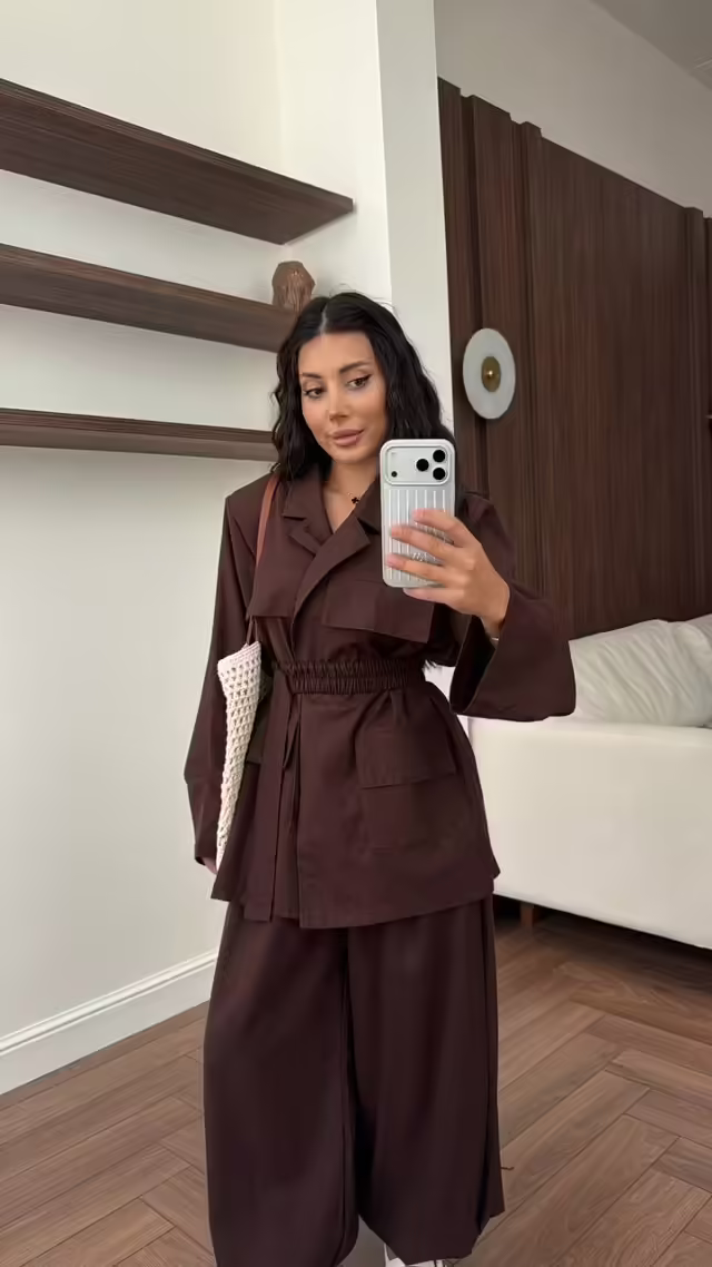 Трендовые люксовые женские костюмы. фото 2