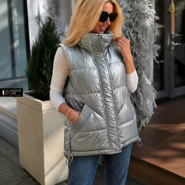 Женские жилетки