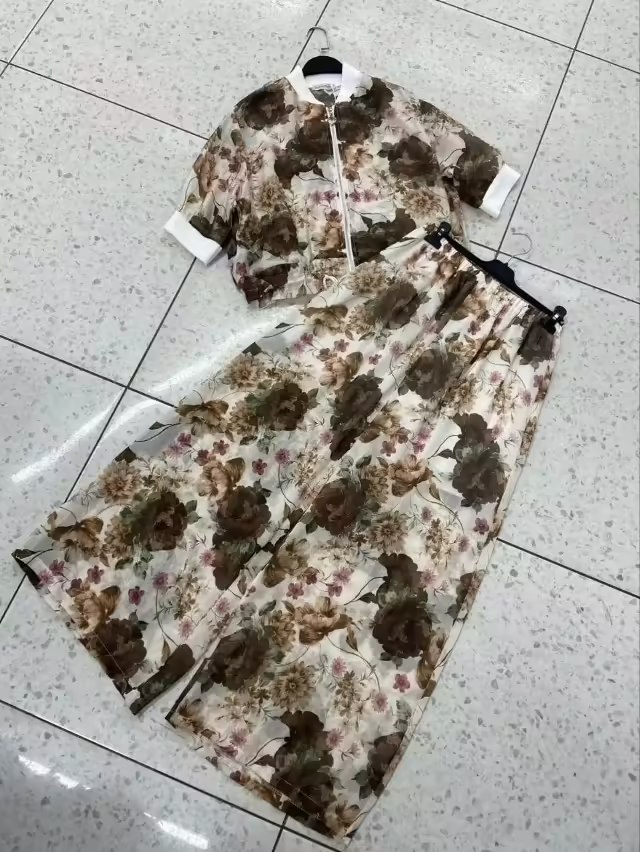Женские костюмы. фото 2