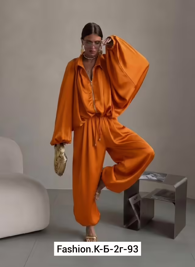 Женские костюмы. фото 2