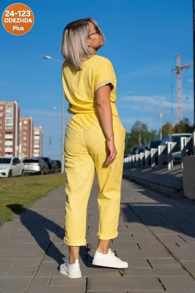 Женские костюмы