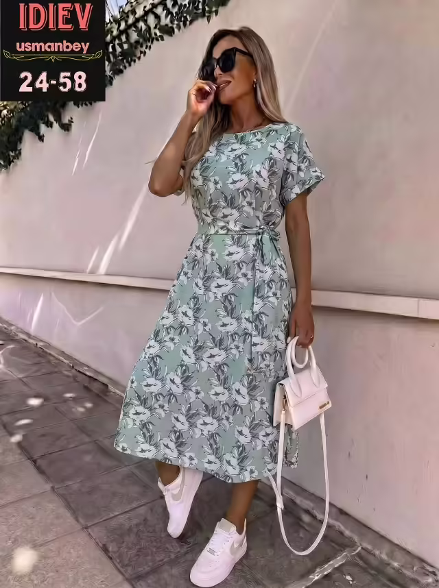 Стильные женские платья