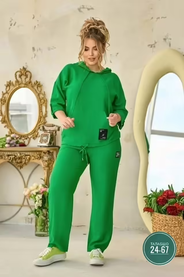 Женские костюмы