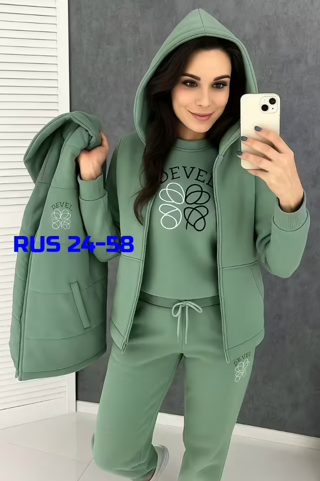 Женские костюмы. фото 3