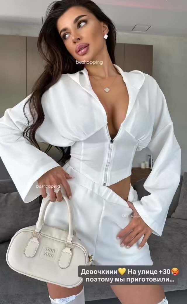 Стильные женские костюмы двойки. фото 2