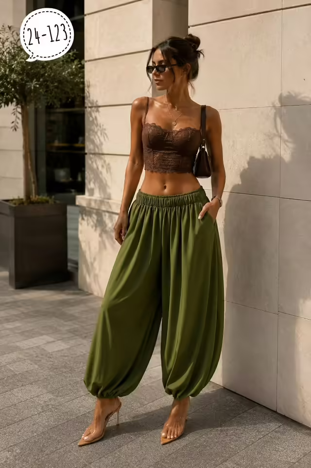 Трендовые женские брюки 2026