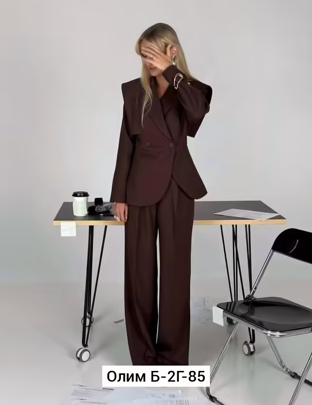 Брючные женские костюмы