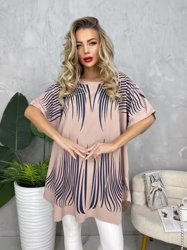 Бомбические женские футболки. фото 3
