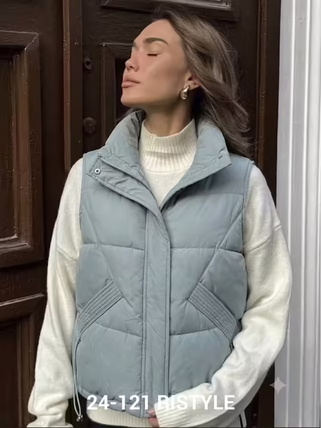 Женские жилетки