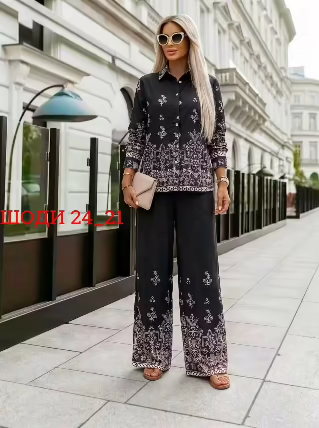 Женские костюмы двойки. фото 2