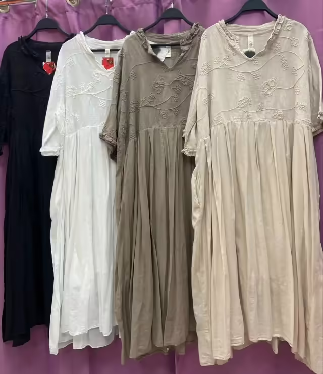 Льняные женские платья