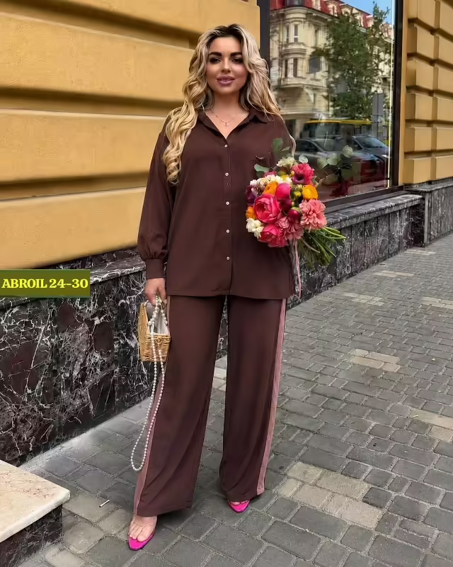 Стильные женские костюмы