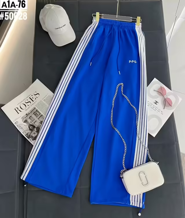Спортивные женские штаны бананы. фото 3