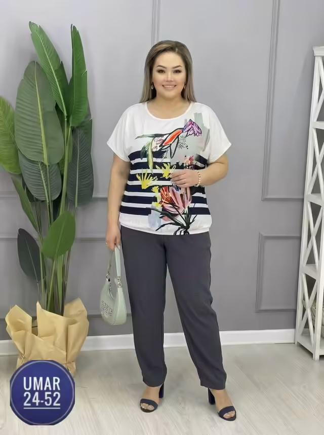 Женские футболки