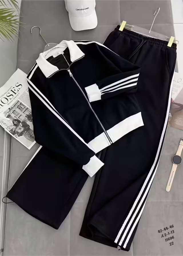 Женские костюмы