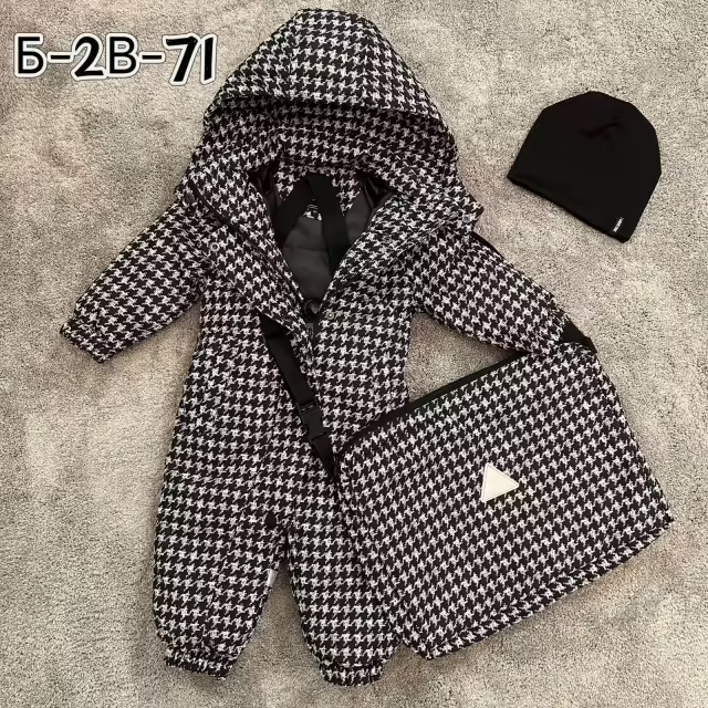 Детские комбинезоны