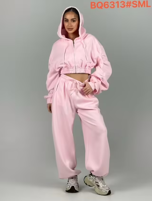 Крутые женские костюмы. фото 2