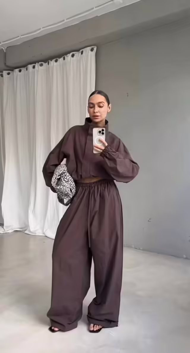 Женские костюмы