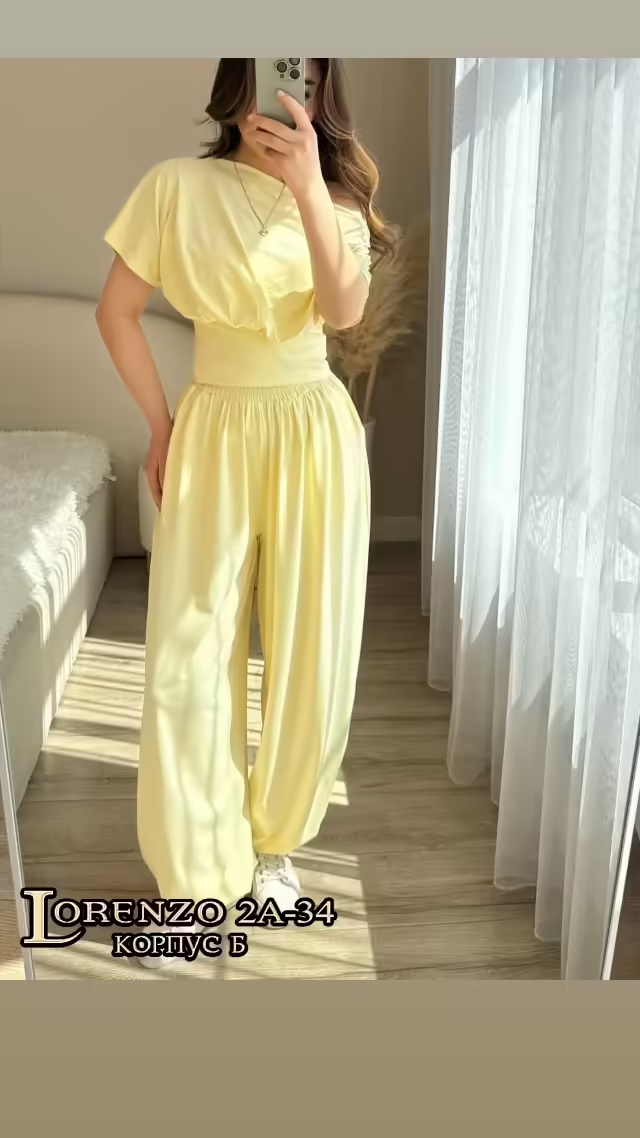 Нежные женственные женские костюмы. фото 2