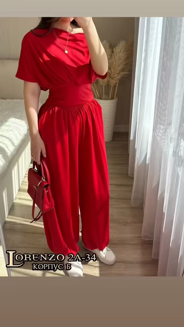 Нежные женственные женские костюмы. фото 3