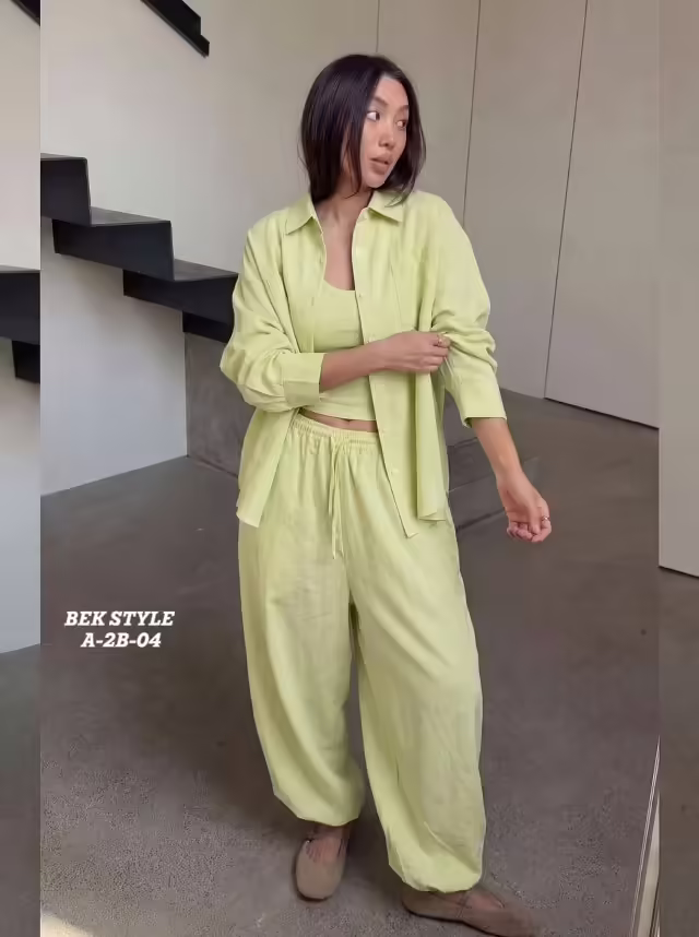 Женские костюмы