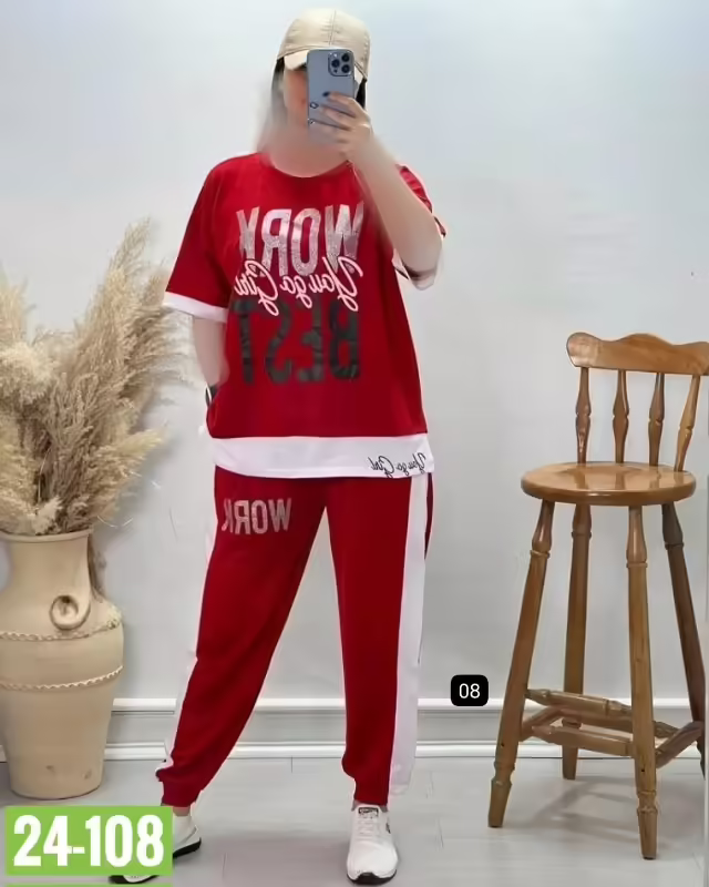 Женские костюмы