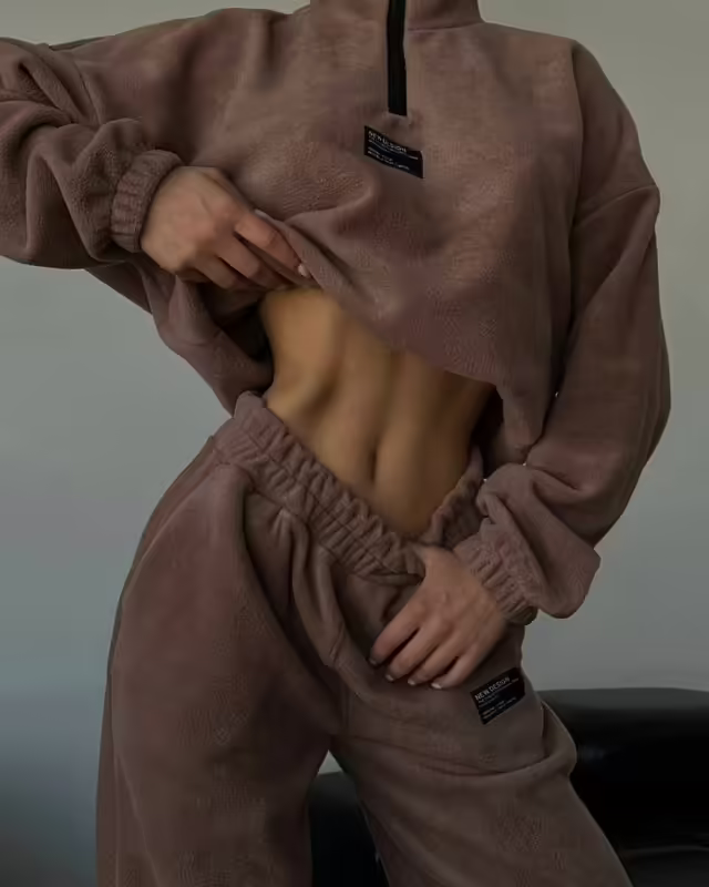 Бомбовые трендовые женские костюмы двойки на каждый день