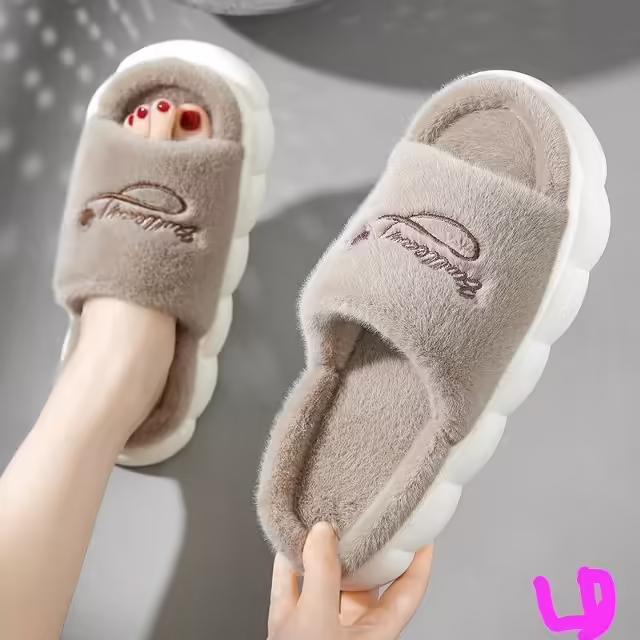 Женские тапочки. фото 2