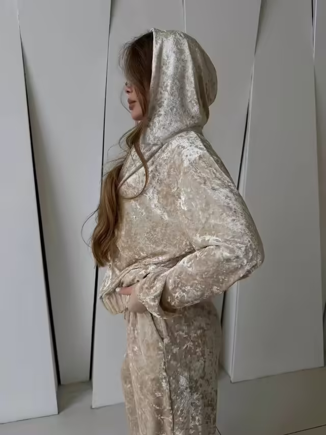Велюровые женские костюмы. фото 3