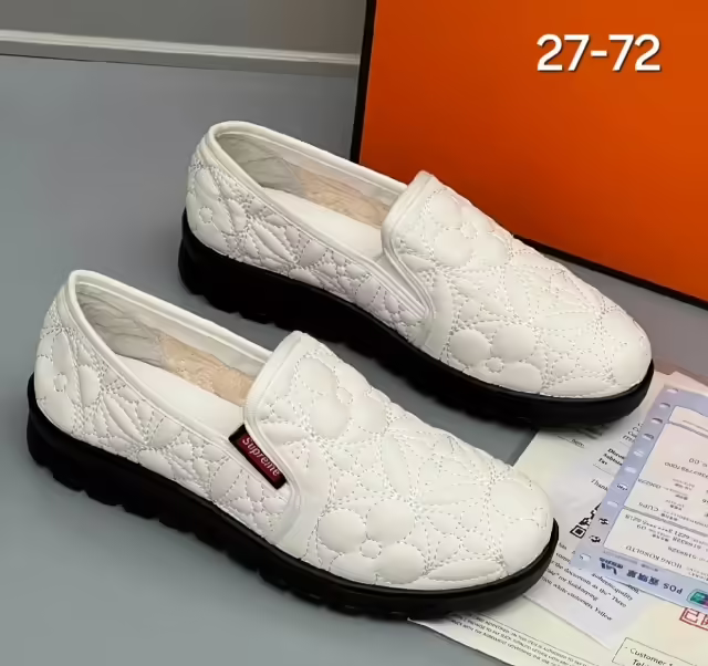 Женские мокасины