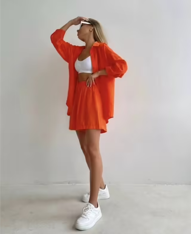 Женские костюмы с шортами