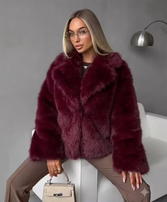 Невероятные мягкие стильные женские шубы. фото 2