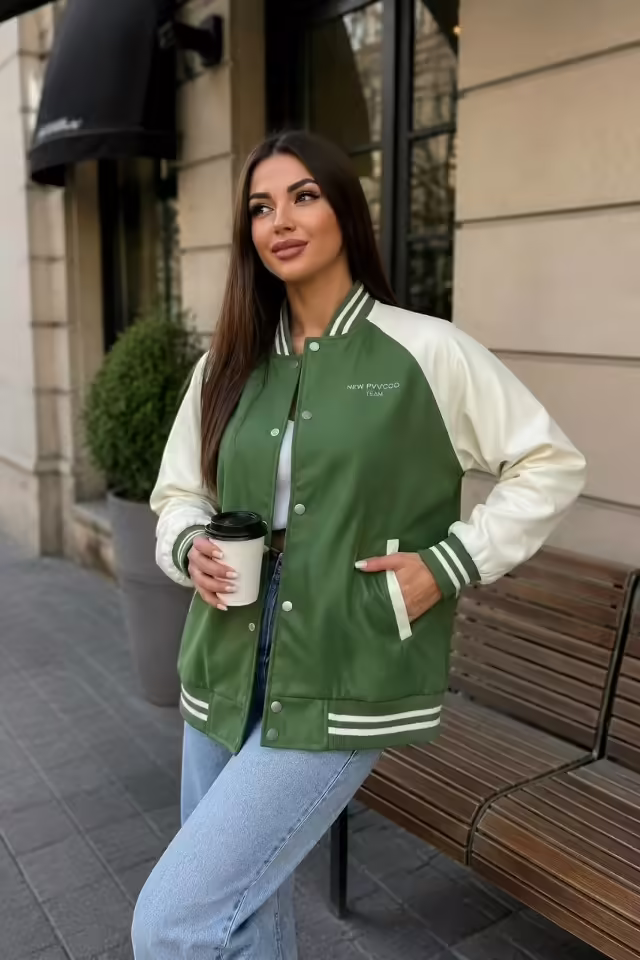 Женские бомберы