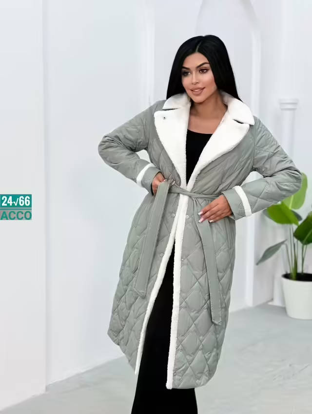 Нежные длинные женские куртки