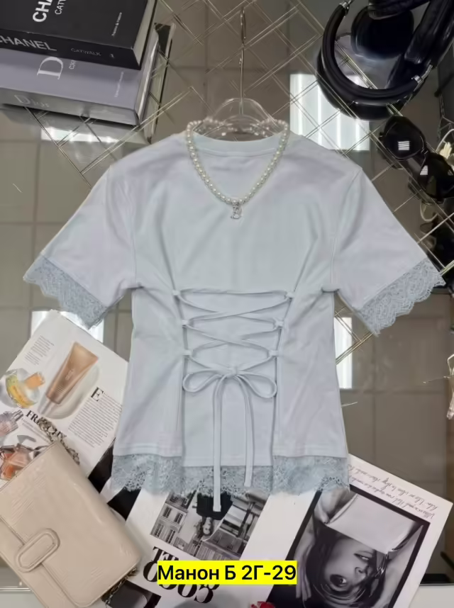 Женские футболки
