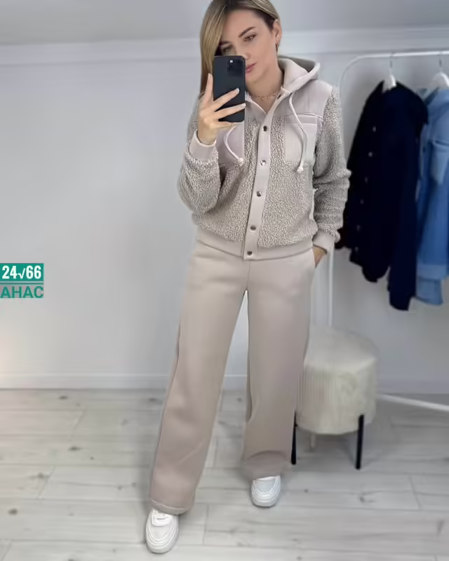 Флисовые модные женские костюмы