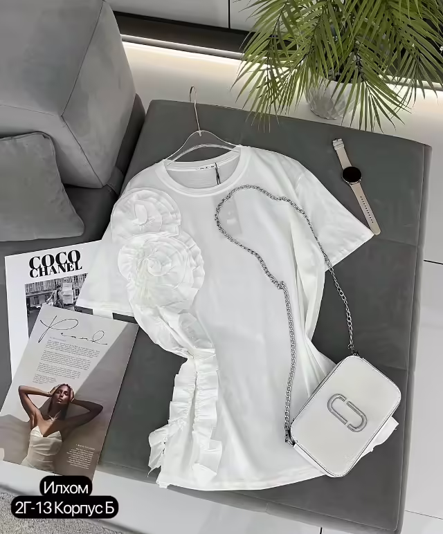 Женские футболки