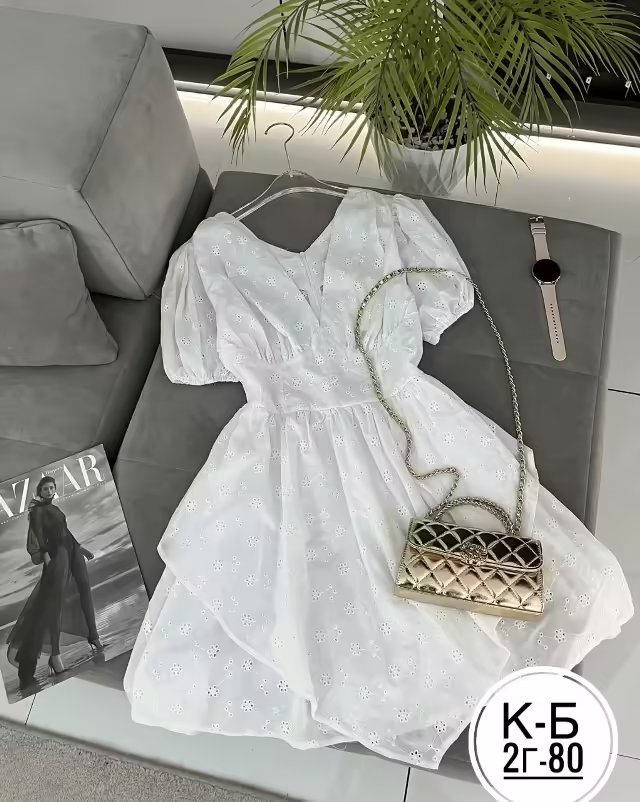 Стильные женские платья