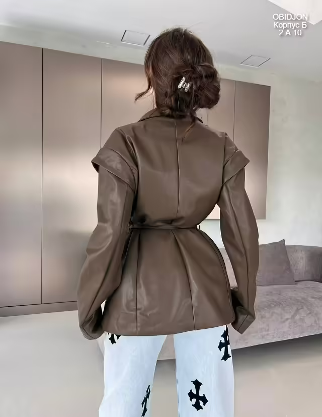 Идеальные женские тренчи из экокожи