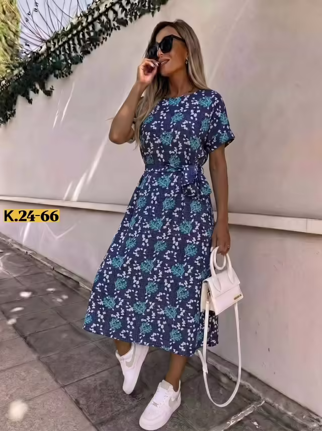 Стильные женские платья