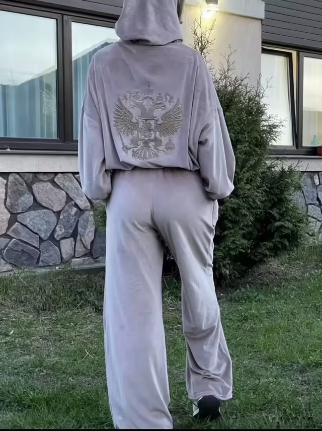 Женские костюмы. фото 3