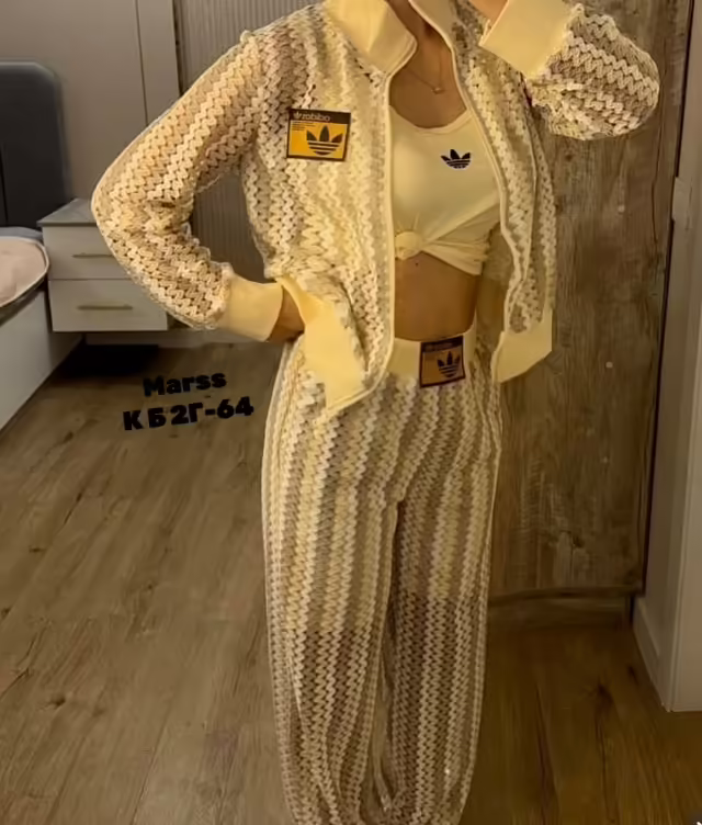 Женские костюмы