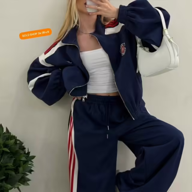 Спортивные женские костюмы. фото 3