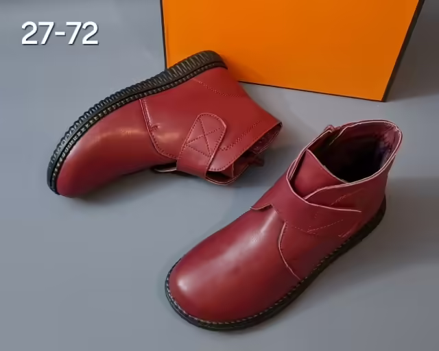 Женские ботинки