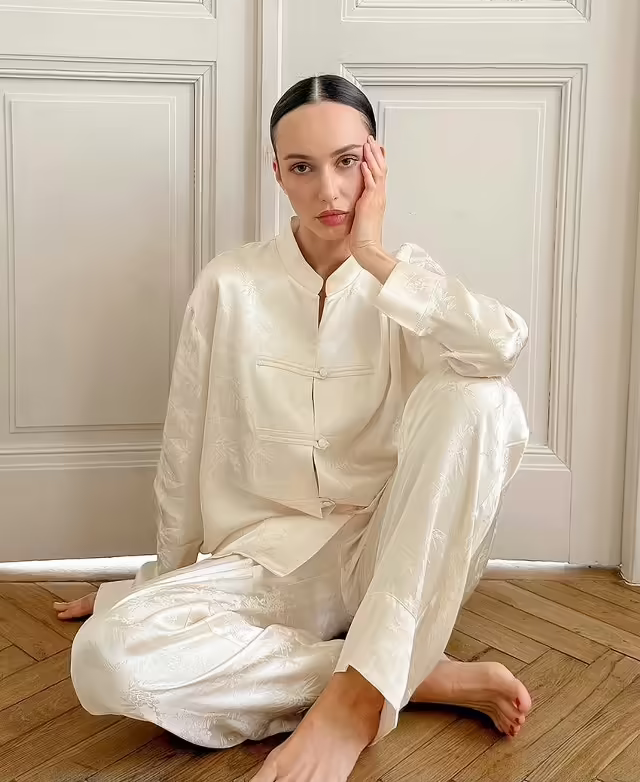 Женские костюмы