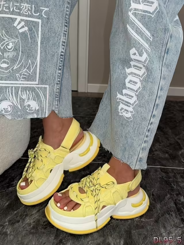 Женские сандали balenciag@