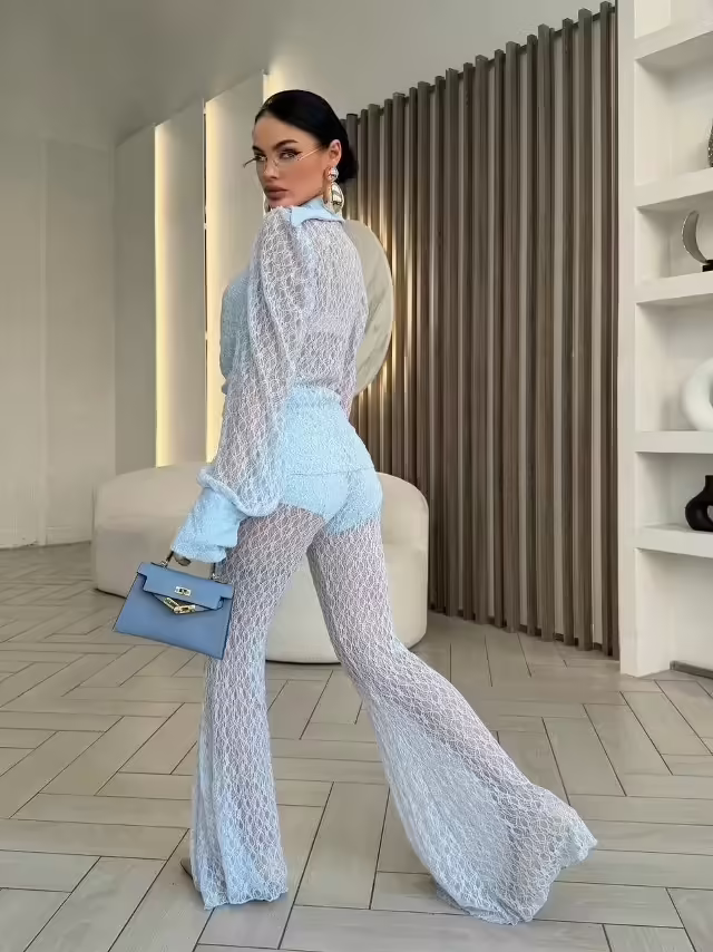 Изысканные ажурные роскошные женские костюмы. фото 2